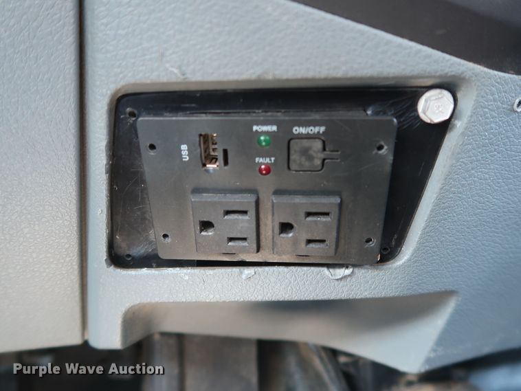 image for item IY9148 2012 Ford F450 Super Duty XL  Crew Cab utility / service truck