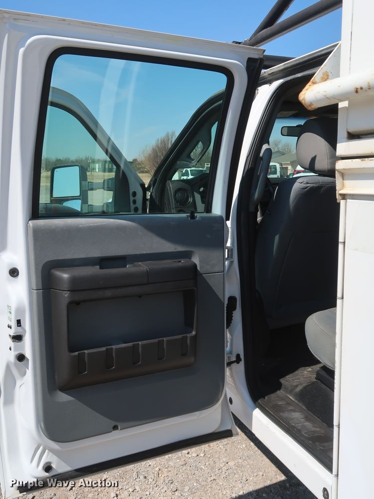 image for item IY9148 2012 Ford F450 Super Duty XL  Crew Cab utility / service truck