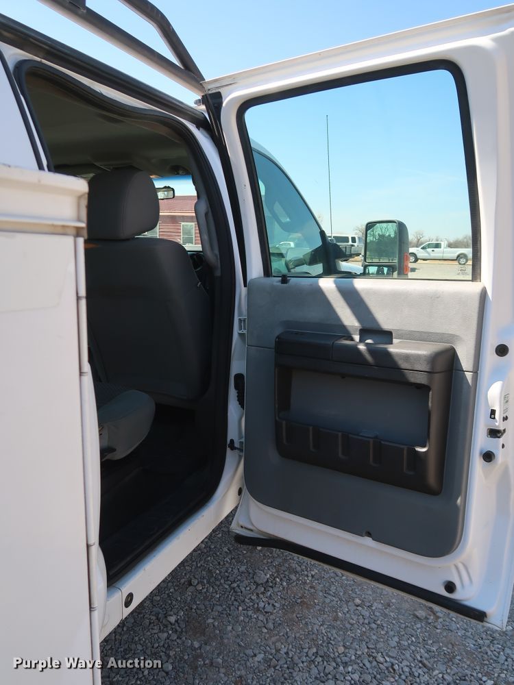 image for item IY9148 2012 Ford F450 Super Duty XL  Crew Cab utility / service truck