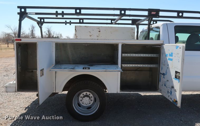 image for item IY9148 2012 Ford F450 Super Duty XL  Crew Cab utility / service truck