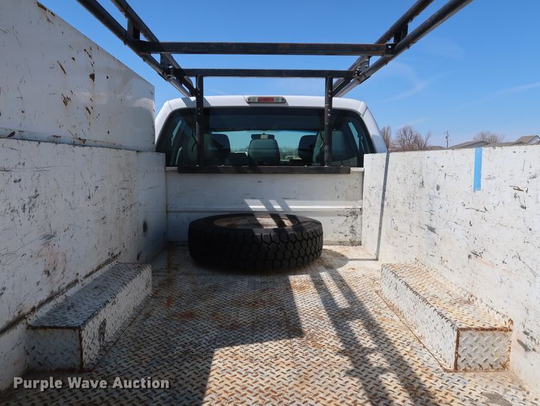 image for item IY9148 2012 Ford F450 Super Duty XL  Crew Cab utility / service truck