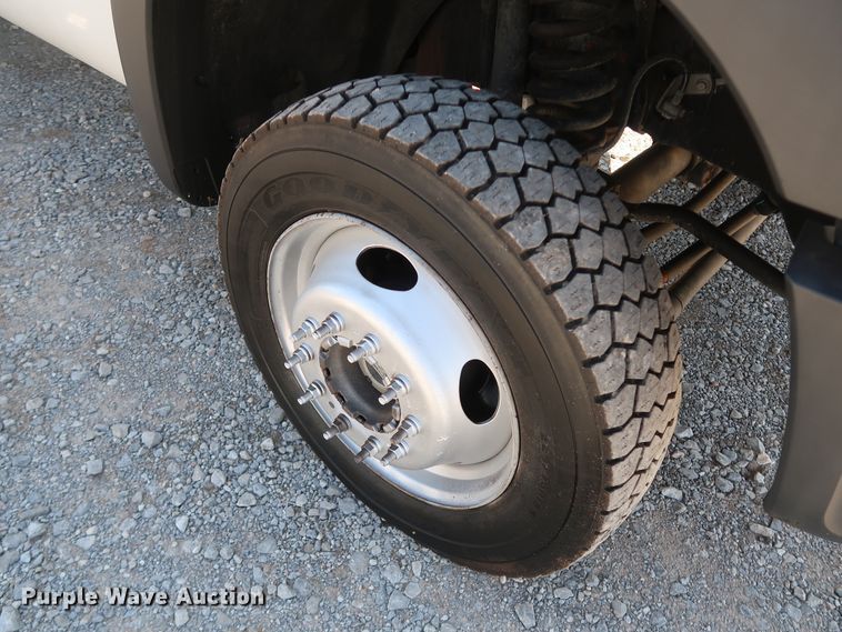 image for item IY9148 2012 Ford F450 Super Duty XL  Crew Cab utility / service truck