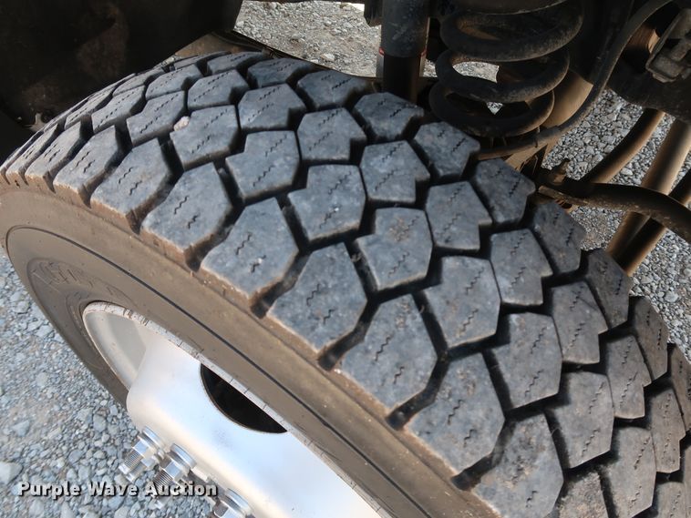 image for item IY9148 2012 Ford F450 Super Duty XL  Crew Cab utility / service truck