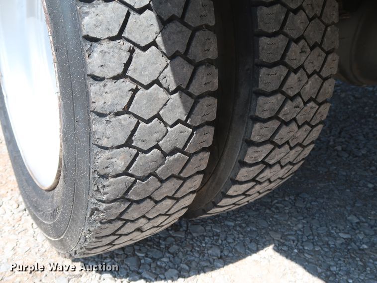 image for item IY9148 2012 Ford F450 Super Duty XL  Crew Cab utility / service truck