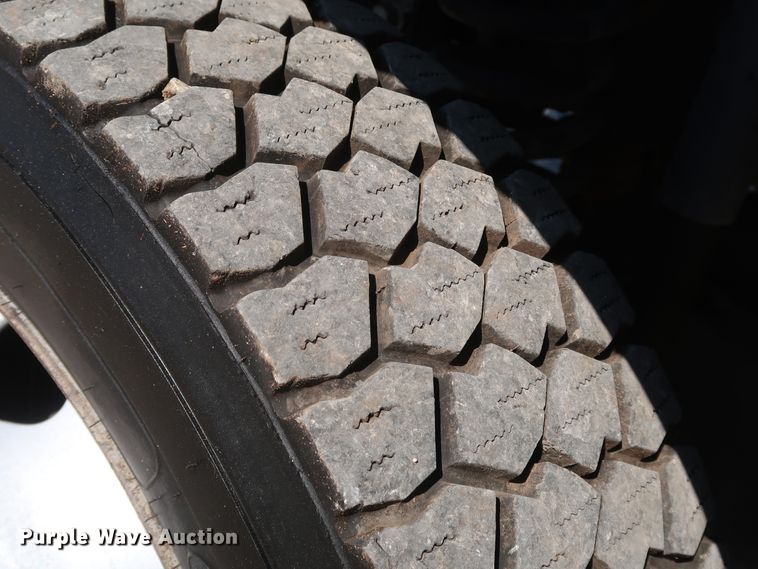 image for item IY9148 2012 Ford F450 Super Duty XL  Crew Cab utility / service truck