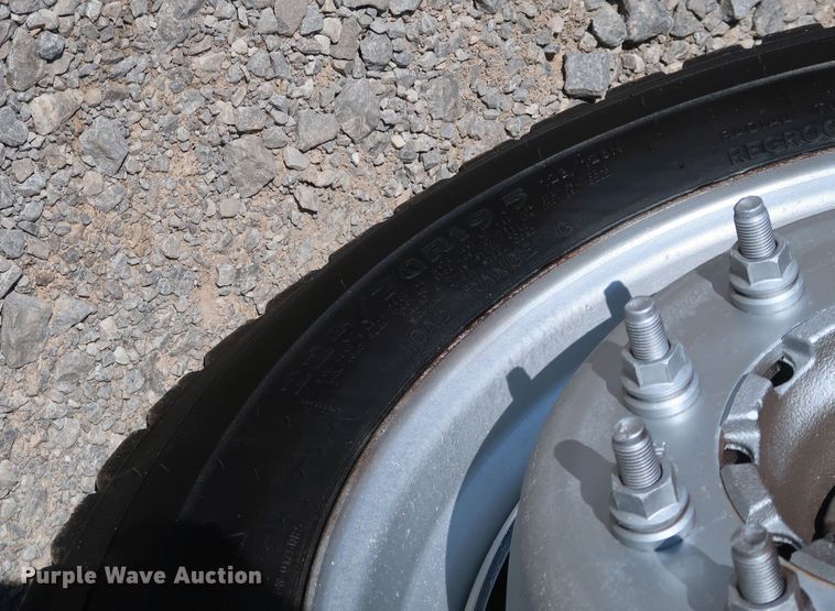 image for item IY9148 2012 Ford F450 Super Duty XL  Crew Cab utility / service truck