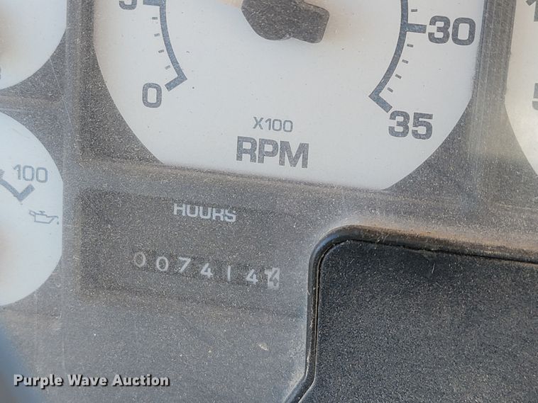 image for item JE9926 2001 International 3000  school bus