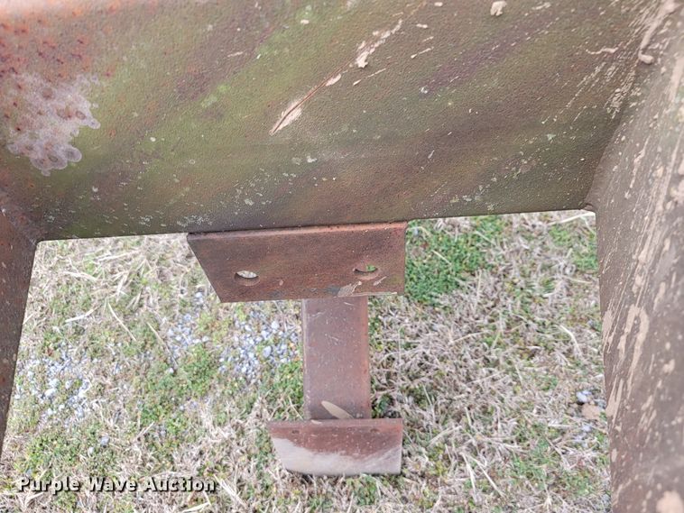 image for item JE9935 Engine hoist