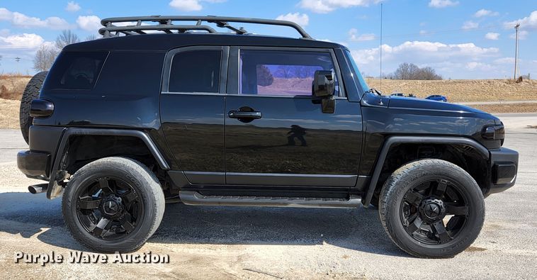 image for item JG9183 2007 Toyota FJ Cruiser  SUV