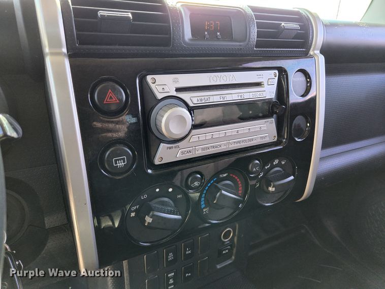 image for item JG9183 2007 Toyota FJ Cruiser  SUV