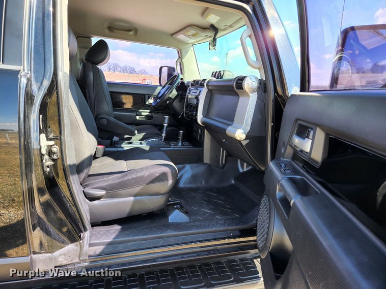 image for item JG9183 2007 Toyota FJ Cruiser  SUV