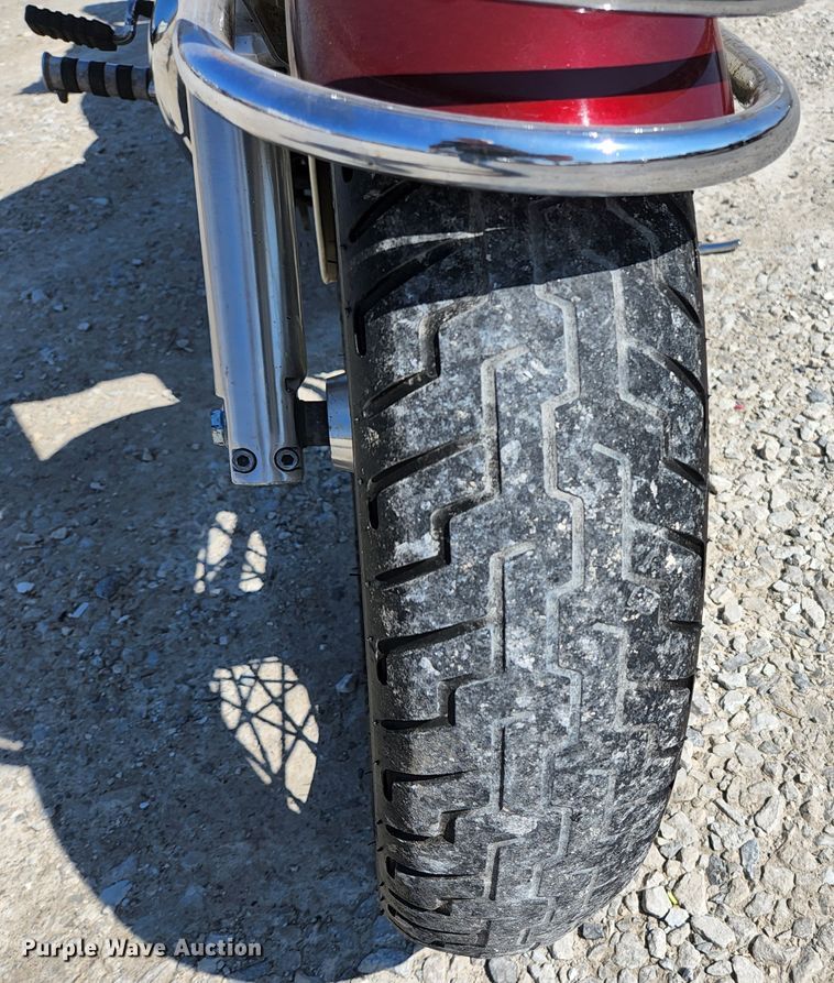 image for item JG9188 1998 Honda Shadow Ace 750  motorcycle