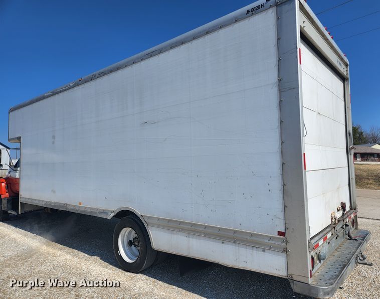 image for item JG9190 2000 GMC C6500  box truck