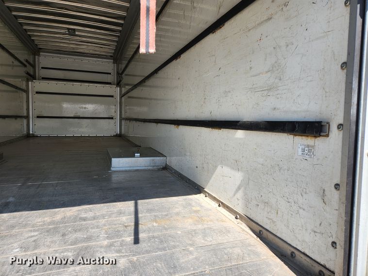 image for item JG9190 2000 GMC C6500  box truck