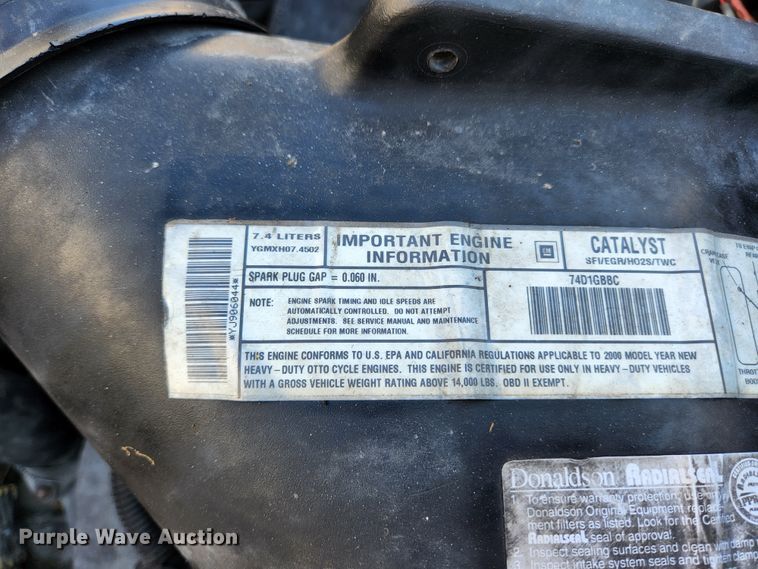 image for item JG9190 2000 GMC C6500  box truck