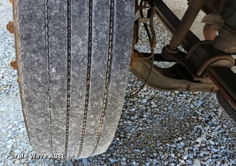 image for item JG9190 2000 GMC C6500  box truck