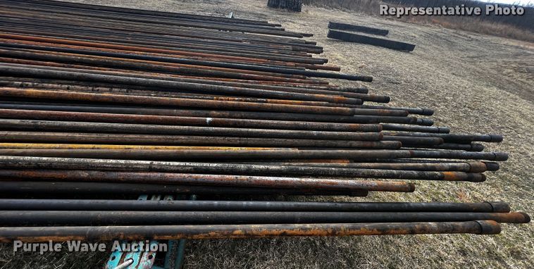 image for item JH9335 (33) joints of 2 3/8" diameter oilfield pipes