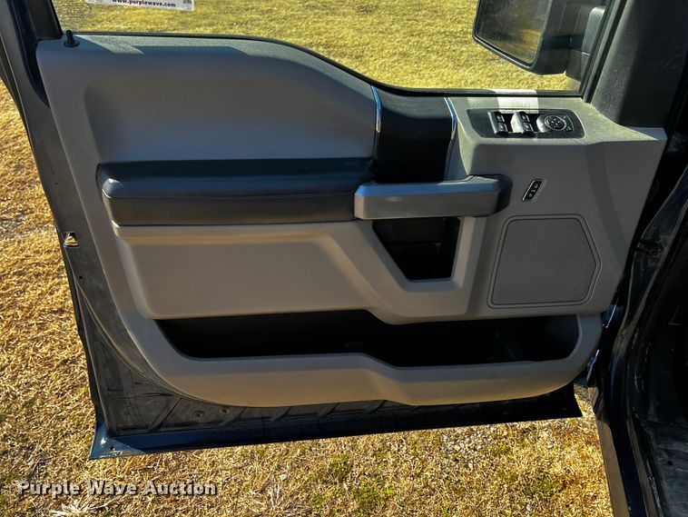 image for item JH9373 2018 Ford F150  SuperCrew pickup truck