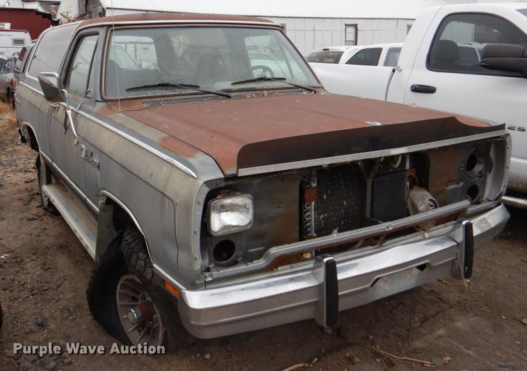 image for item JJ9226 1984 Dodge Ram Charger  SUV