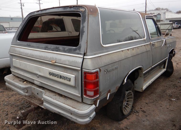 image for item JJ9226 1984 Dodge Ram Charger  SUV