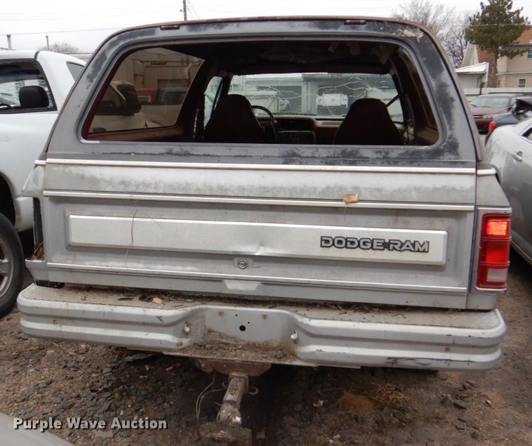 image for item JJ9226 1984 Dodge Ram Charger  SUV