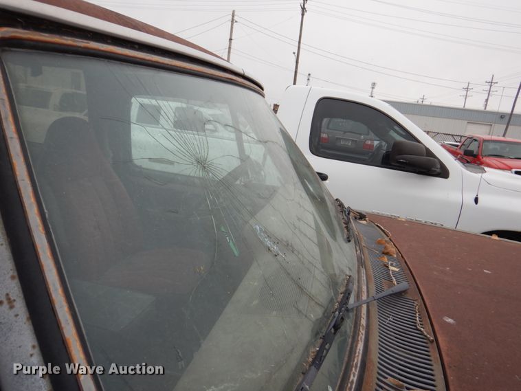 image for item JJ9226 1984 Dodge Ram Charger  SUV