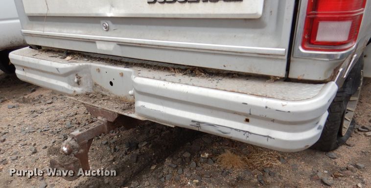 image for item JJ9226 1984 Dodge Ram Charger  SUV