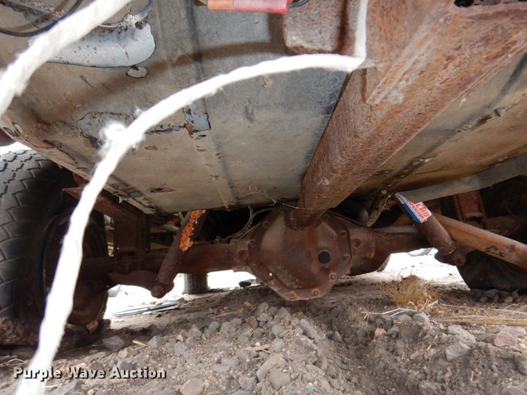 image for item JJ9226 1984 Dodge Ram Charger  SUV