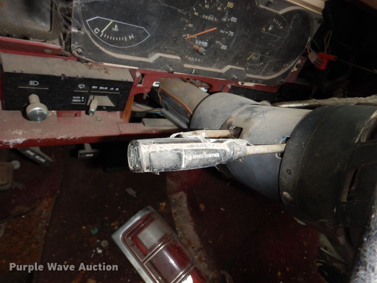 image for item JJ9226 1984 Dodge Ram Charger  SUV