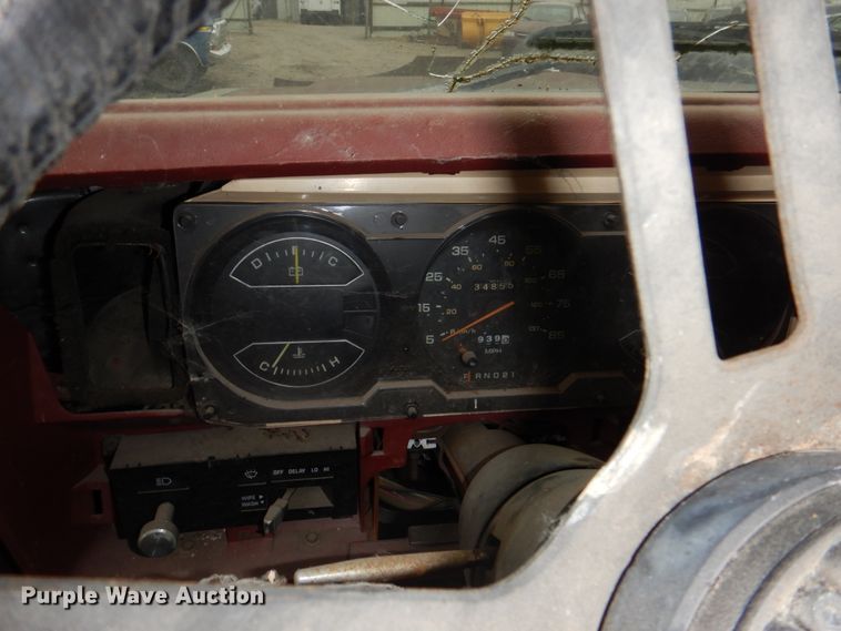 image for item JJ9226 1984 Dodge Ram Charger  SUV