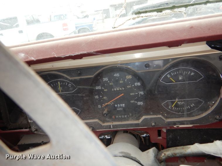 image for item JJ9226 1984 Dodge Ram Charger  SUV