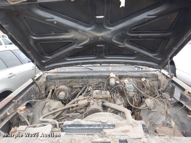 image for item JJ9226 1984 Dodge Ram Charger  SUV