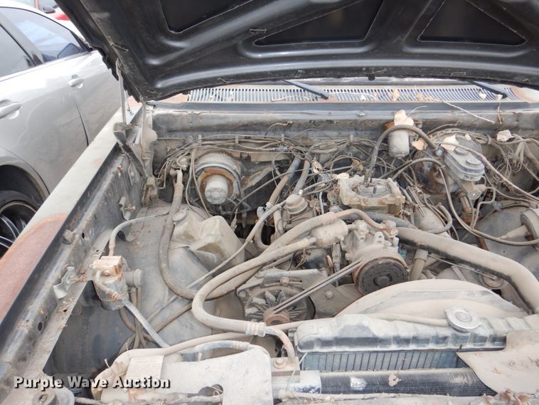 image for item JJ9226 1984 Dodge Ram Charger  SUV