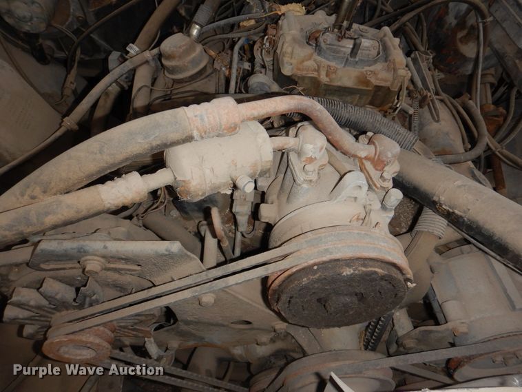 image for item JJ9226 1984 Dodge Ram Charger  SUV