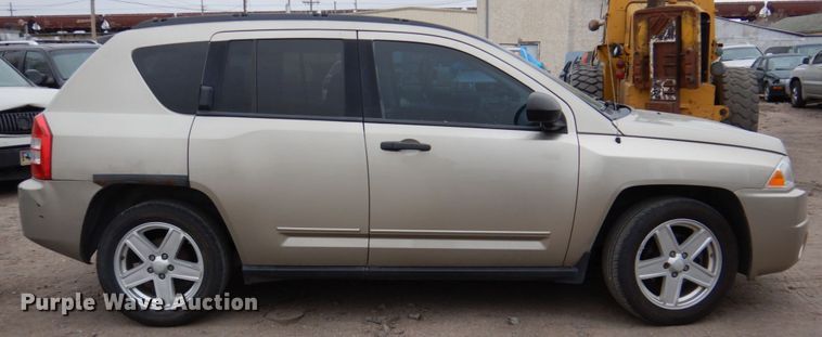 image for item JJ9232 2009 Jeep Compass  SUV