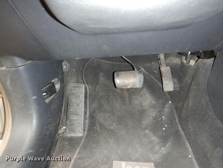 image for item JJ9232 2009 Jeep Compass  SUV