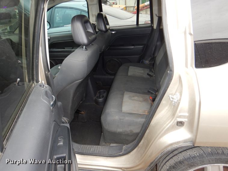 image for item JJ9232 2009 Jeep Compass  SUV