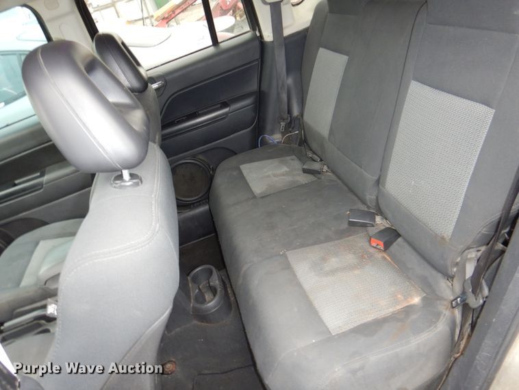 image for item JJ9232 2009 Jeep Compass  SUV