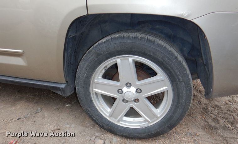 image for item JJ9232 2009 Jeep Compass  SUV