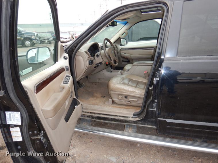 image for item JJ9234 2003 Ford Explorer  SUV