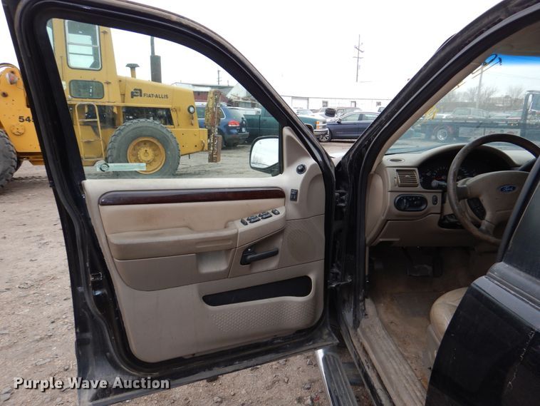 image for item JJ9234 2003 Ford Explorer  SUV