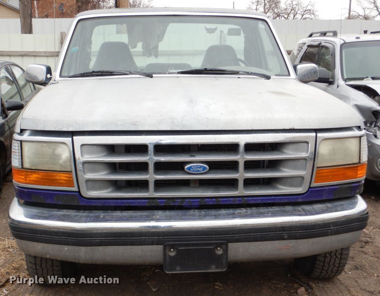 image for item JJ9235 1995 Ford F150  pickup truck