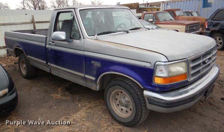 image for item JJ9235 1995 Ford F150  pickup truck