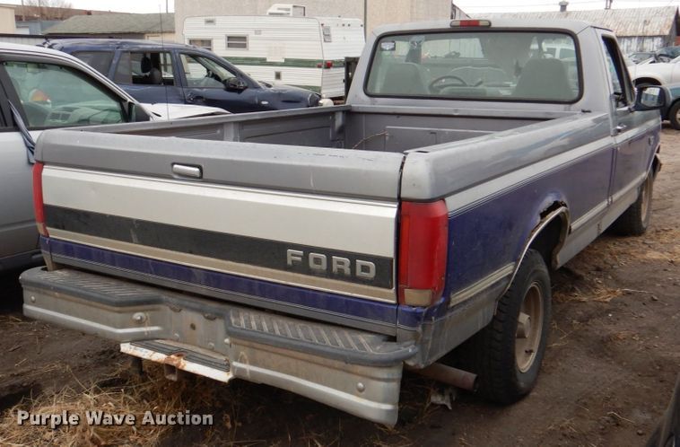 image for item JJ9235 1995 Ford F150  pickup truck