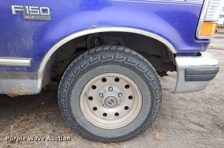 image for item JJ9235 1995 Ford F150  pickup truck