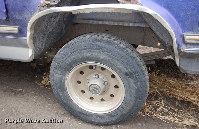 image for item JJ9235 1995 Ford F150  pickup truck