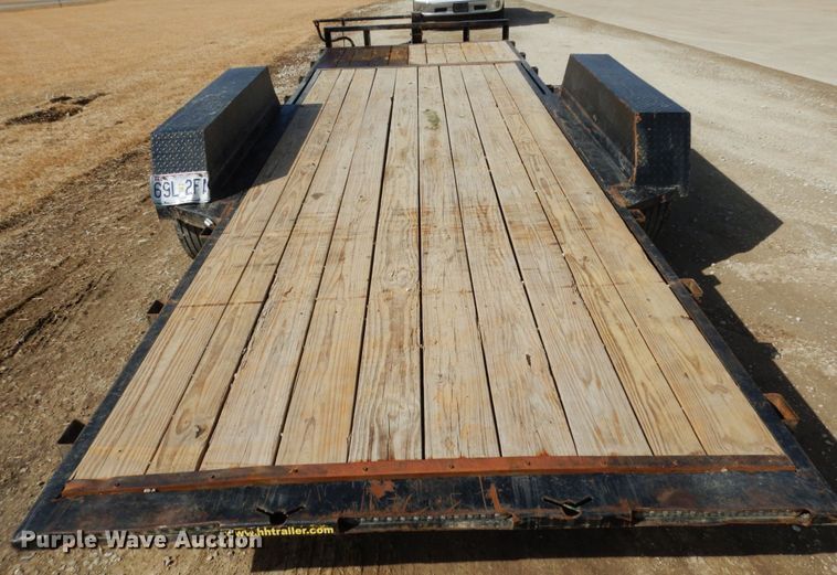 image for item JK9773 2015 H&H  utility trailer