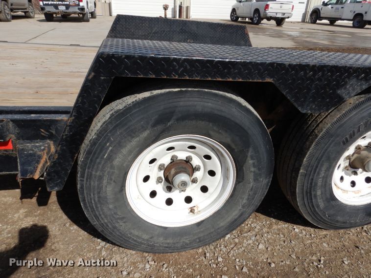 image for item JK9773 2015 H&H  utility trailer