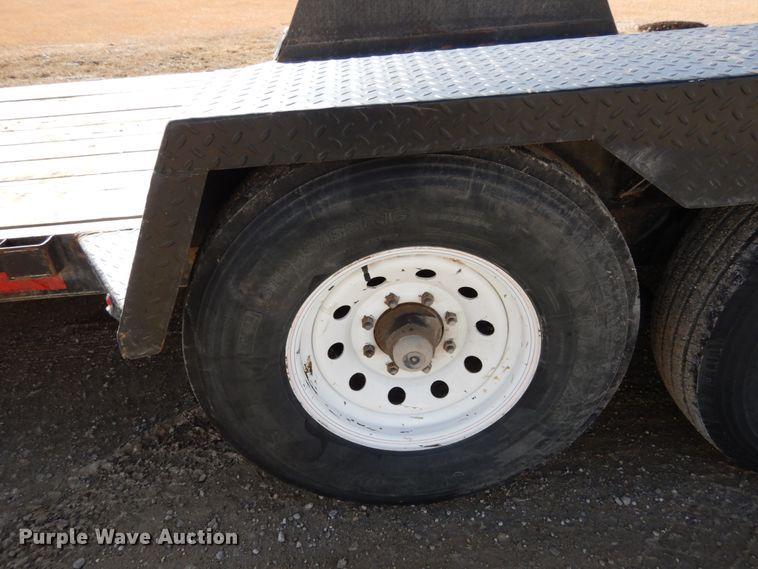 image for item JK9773 2015 H&H  utility trailer