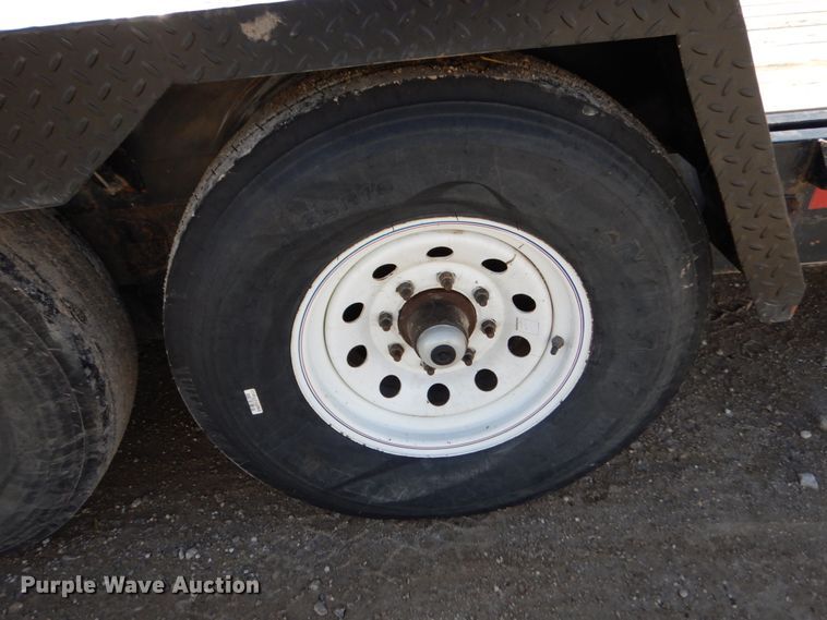 image for item JK9773 2015 H&H  utility trailer